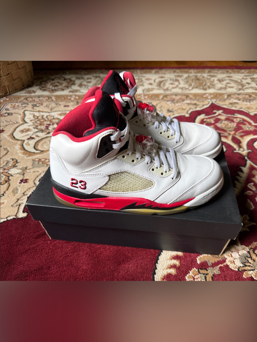 Jordan 5 Retro Fire Red Black Tongue (2013) Men’s size 8
